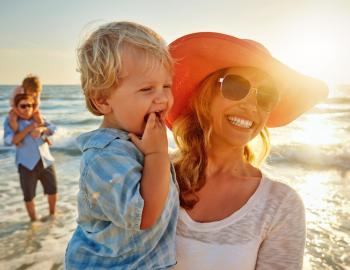 A family enjoys a 30A beach day