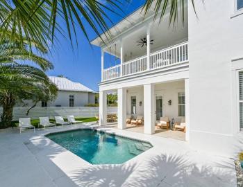 A 30A vacation rental with a private pool