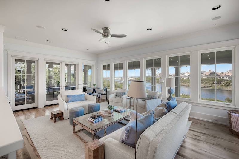 A lakefront 30A vacation rental