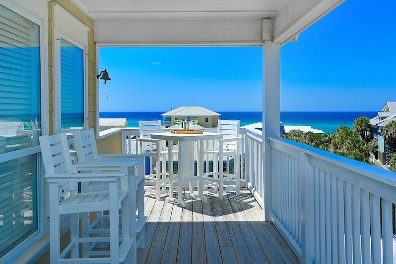 A 30A vacation rental with Gulf views