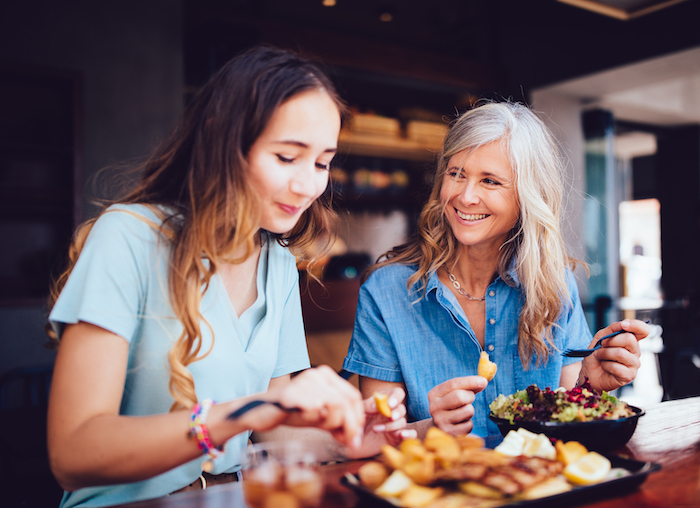 women at restaurant